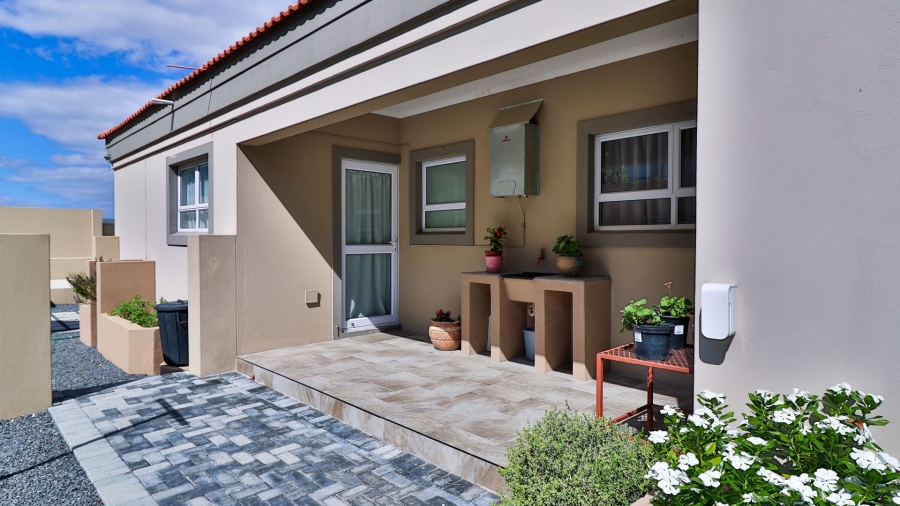 3 Bedroom Property for Sale in Berghof Western Cape